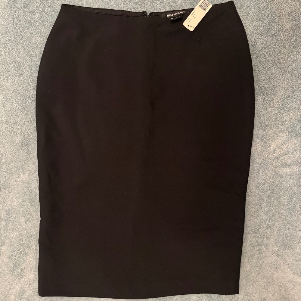 NWT ELLEN TRACY - black heavy silk skirt size 4